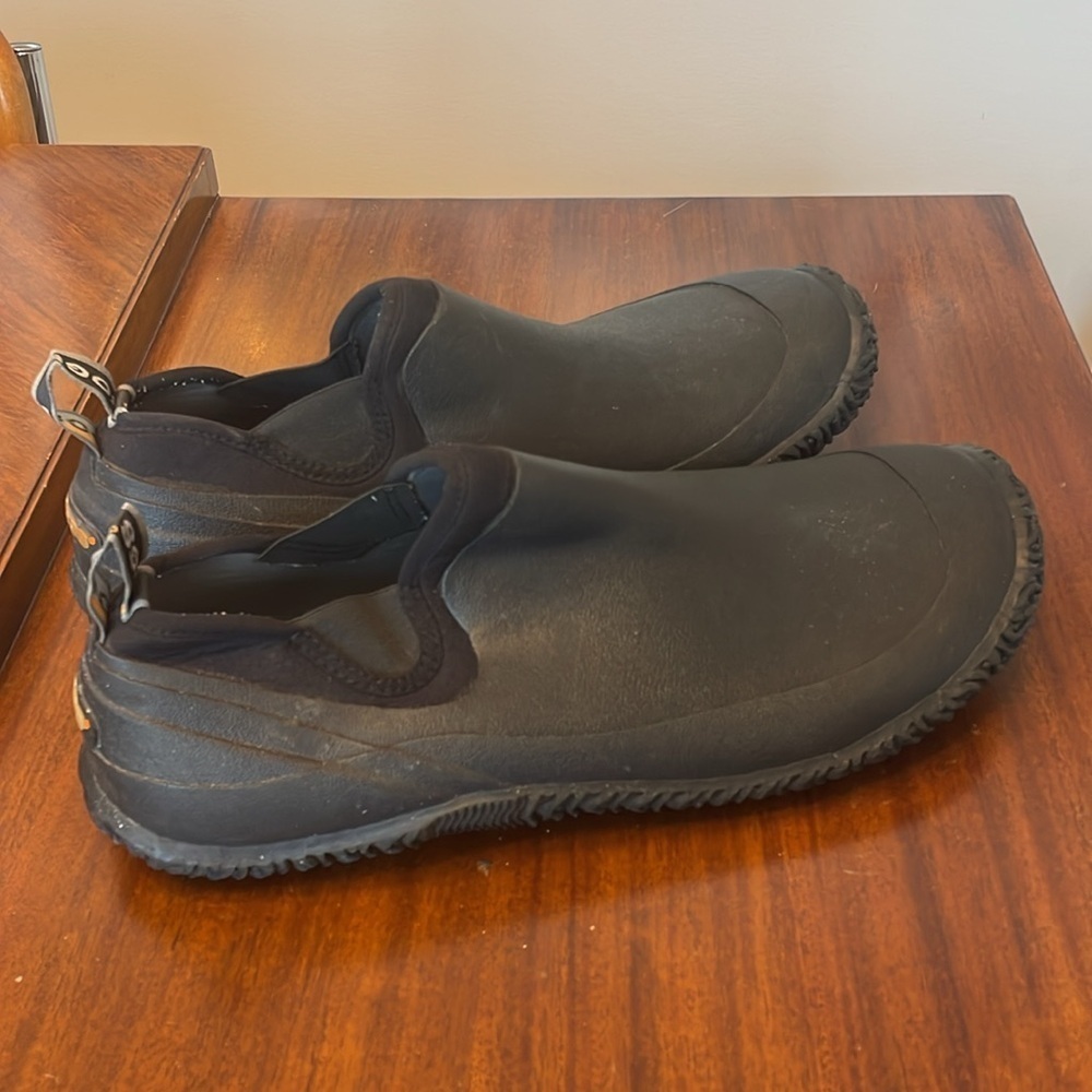 🥡 Bogs sz 17 slip on rubber shoes, urban Walker - Picture 3 of 9